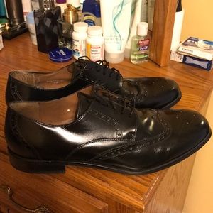 Dress shoes black